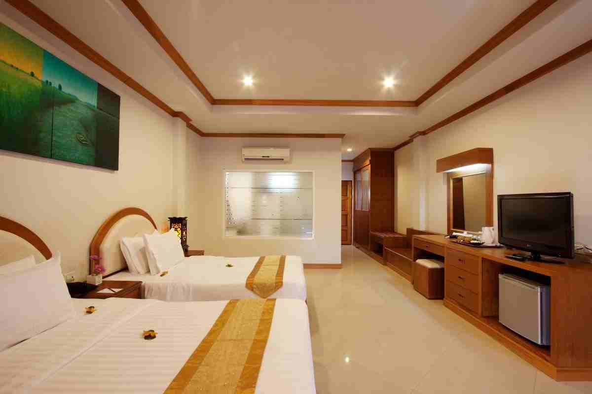 Blue Beach Club & Resort Patong Extérieur photo